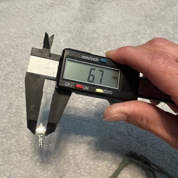 Jared Oval Diamond Halo 14k white gold engagement ring - Picture 15 of 17